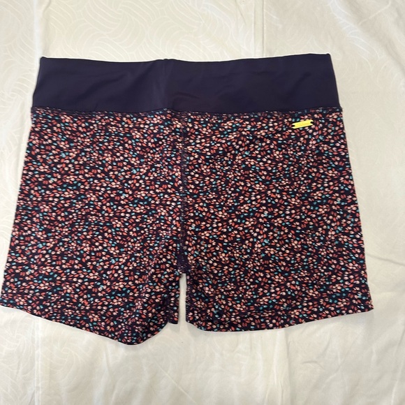 Black and Red Athletic Shorts with Elastic Waistband - Picture 2 of 4